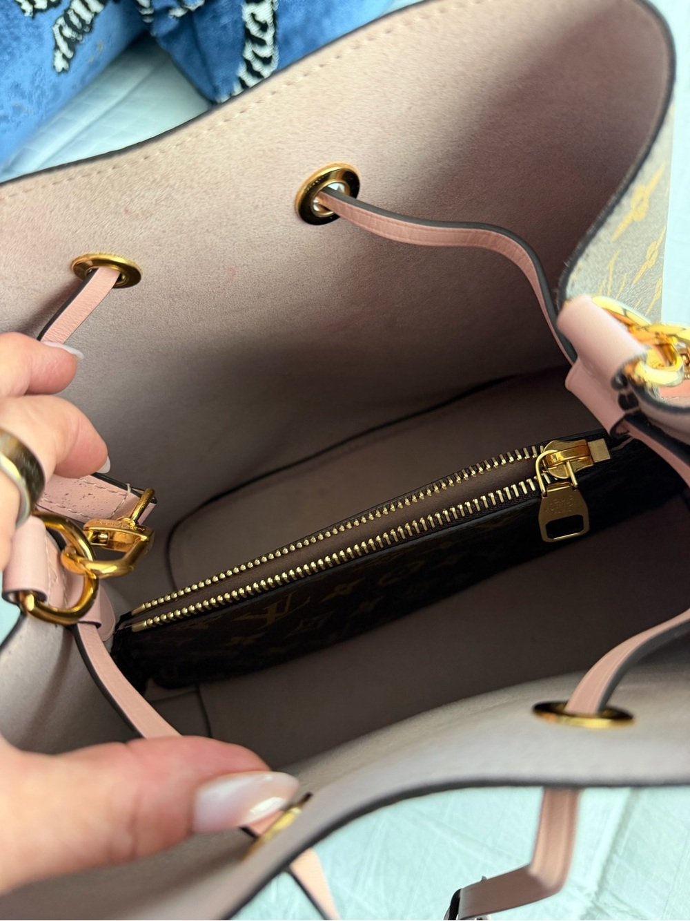 Louis Vuitton Brown Monogram Canvas Bucket Bag with Pink Trim - Picture 11 of 15